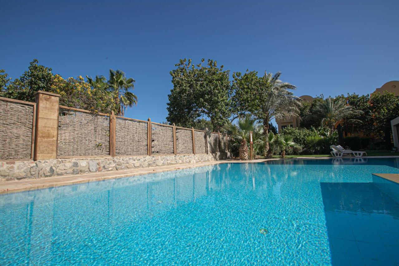 2 Bedroom Condo, With Pool, And Beach & Lagoon Access الغردقة المظهر الخارجي الصورة